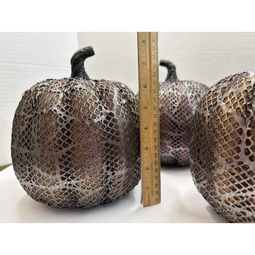 Set Of 4 medium Halloween Sparkle Pumpkins Pink Purple Orange Snakeskin New